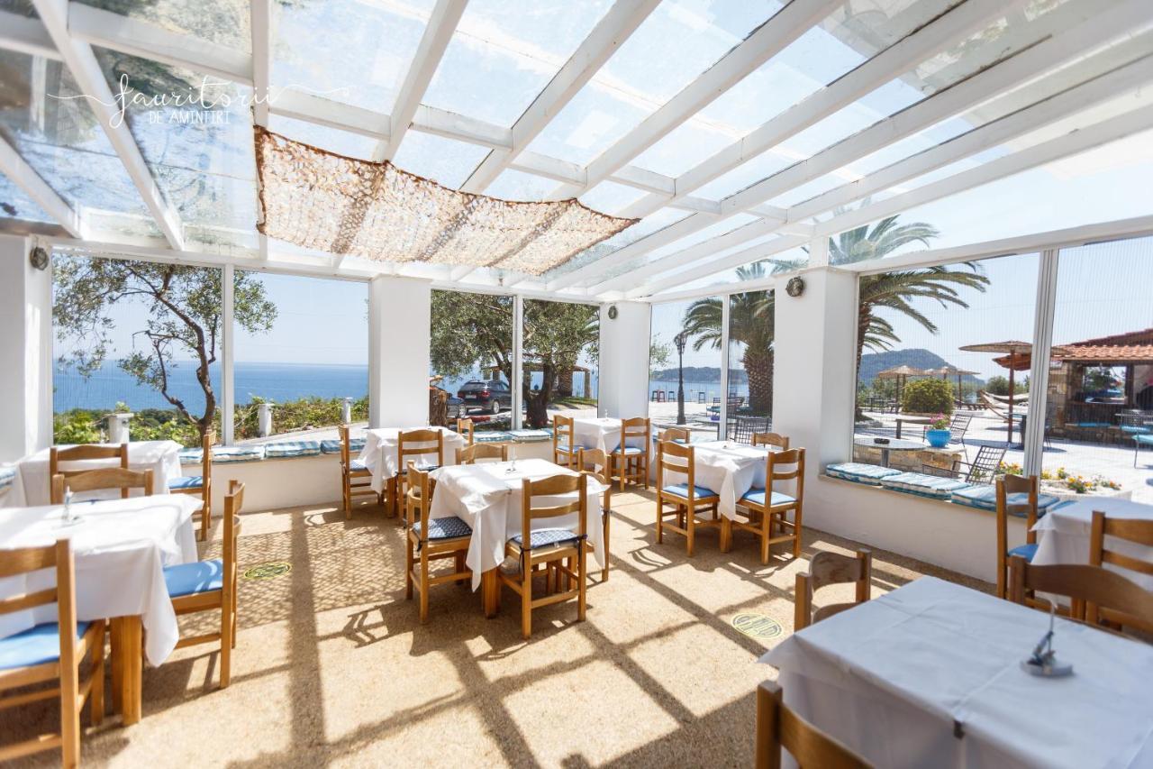 Kinira Beach Hotel Экстерьер фото